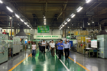 中科大校友“安庆行”走进环新集团 共探产学研合作新篇章