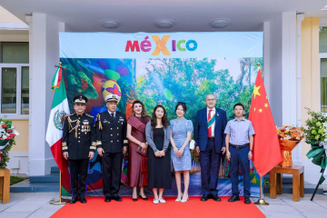 共庆独立日 携手谱新篇 安徽环新集团代表出席墨西哥驻华使馆独立日庆典